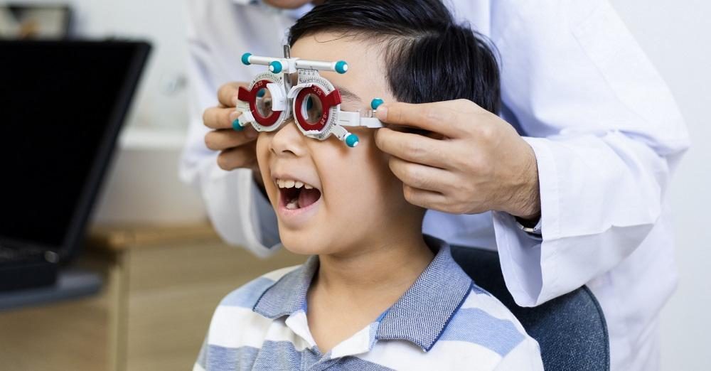 The Gift Of Sight: How To Identify Lazy Eye (Amblyopia) and Why It Should Be Treated from the Start