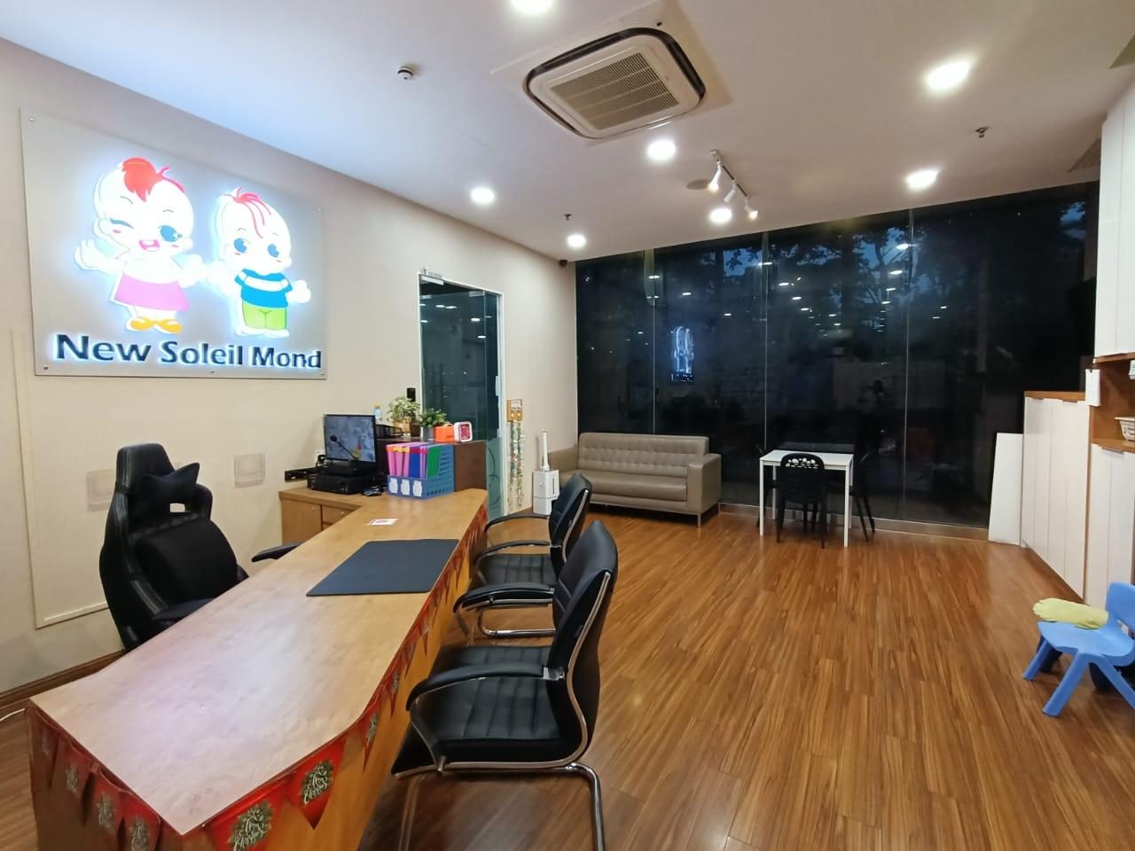 YGLR, Bangsar South, Kuala Lumpur (New Soleil Mond)