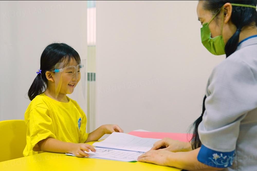 Bright Star Chinese Education (Primary School Day Care & Tuition), Desa Sri Hartamas (Kuala Lumpur)